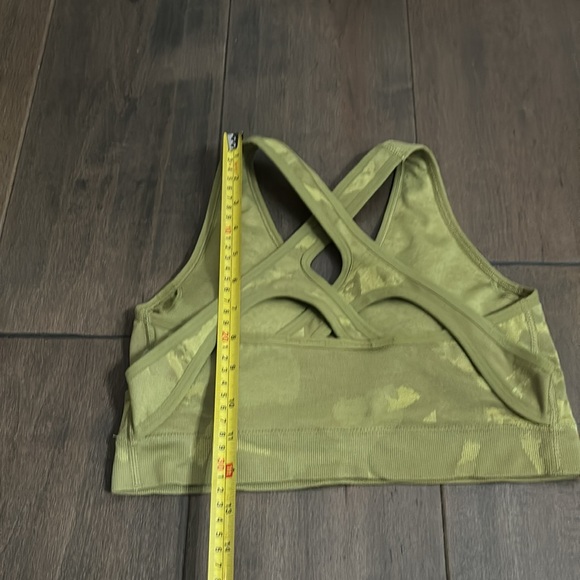 Gymshark padded bra - Picture 14 of 16